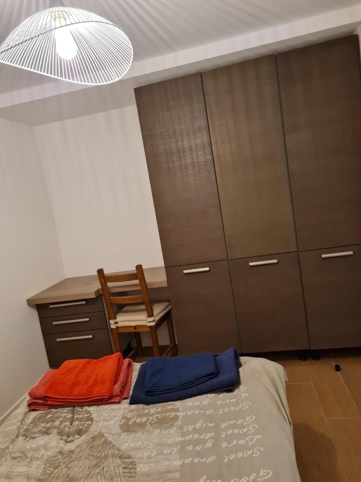 Appartement Entier De 67 Mettres Carres *