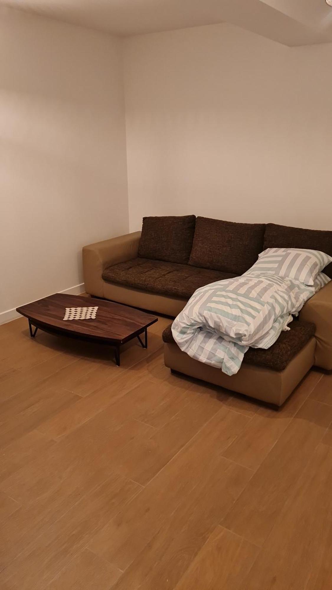 Entier De 67 Mettres Carres Appartement *
