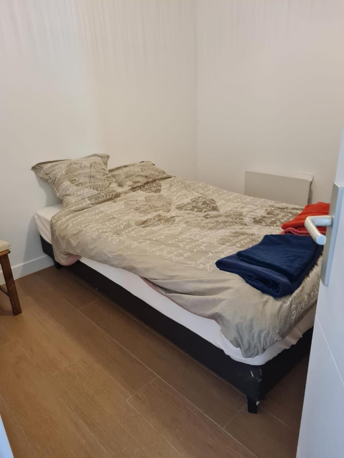 Entier De 67 Mettres Carres Aix-en-Othe